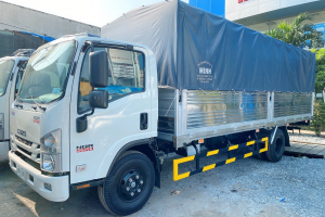 Xe tải isuzu 5,7 tấn thùng mui bạt dài 6,2m sàn inox 2021